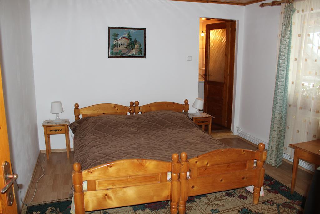 Guest house Pensiunea Iulia Bran (Brasov)
